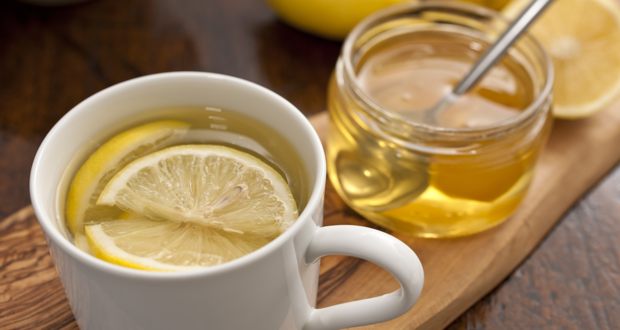 warm-water-honey-lemon-mix-vitamines-and-minerala