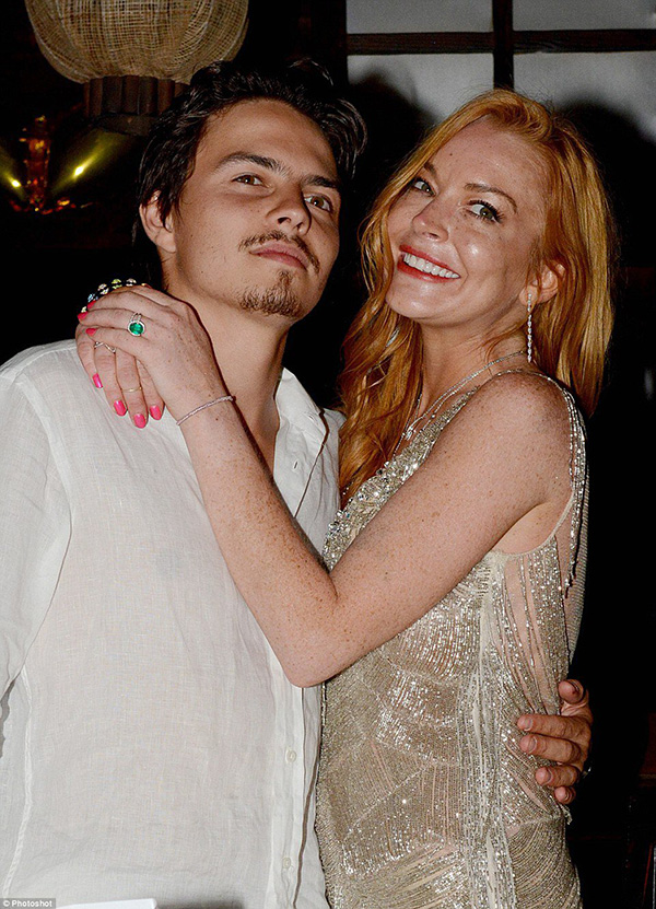 Lindsay Lohan & Fiancé's Violent Fight Caught on Camera