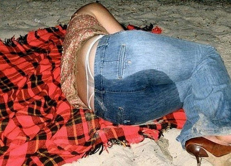 12. This Drunk Lady Can’t Control Her Pee! 